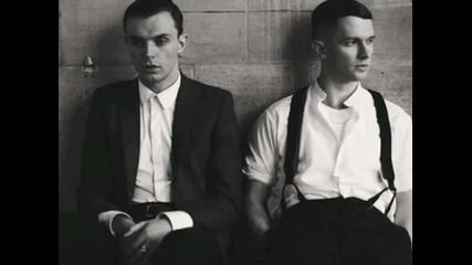 Hurts - Evelyn 