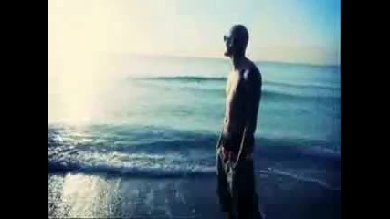 Страхотна! Chris Brown - Tell Somebody /превод/
