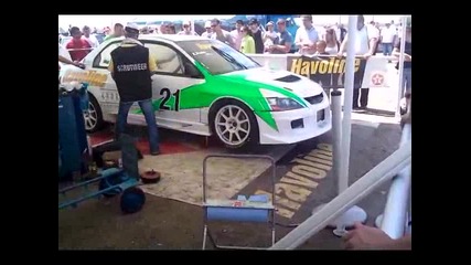 Дунев преди старт на писта Дракон