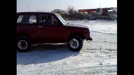 Кат варна лада нива - Гледайте ! 