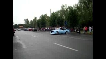 Бмв си е гъзария!ето защо!