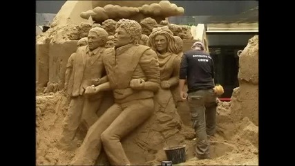 Пясъчна скулптура за краля на попа в Берлин