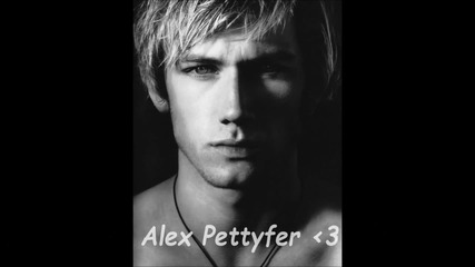 Alex Pettyfer
