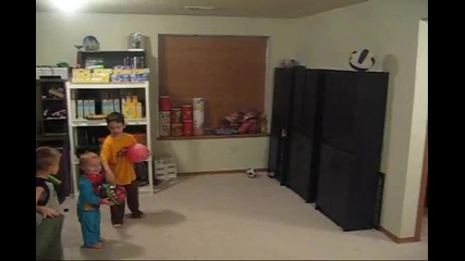 Unbelievable Little Kid Does a Trick Shot Video