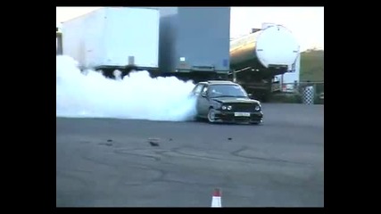 burnout bmw 325 