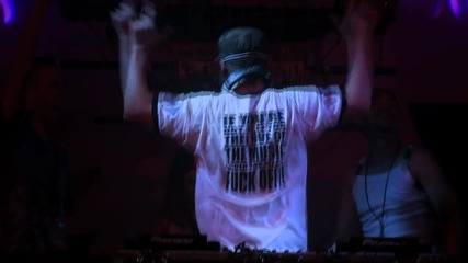 Wildstylez at Revolution 6 - New York (official After Video) 