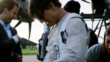Tom Cruise Really Hangs Out Of A Plane