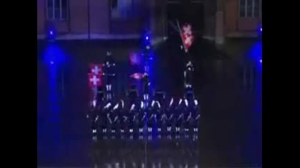 Строго Секретно Барабан военен корпус Единбург Tattoo 2009