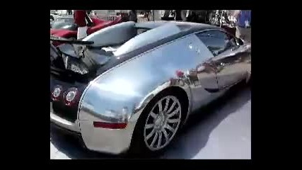 Хромирано Bugatti Veyron 
