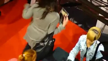 Rihanna - Signing Session in Berlin (part 2) 
