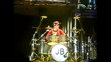 Justin Bieber - Drums - Live - Newcastle 12 March 2011
