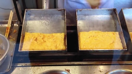 Ето как се прави японски омлет ( Tamagoyaki )