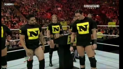 Wwe Raw 11/08/10 част 1/8 (360p)