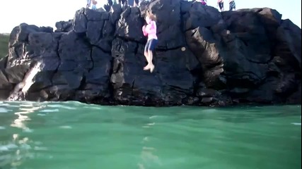 Waimea cliff jump