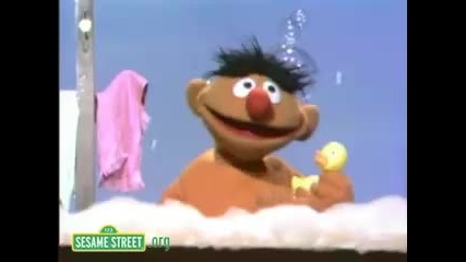 Sesame Street Ernie and his Rubber Duckie 