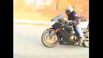 Kawasaki Ninja Zx 10 vs Corvette 