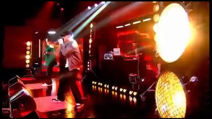 Eminem - Not Afraid - Live 2010 + Бгсуб On The Jonathan Ross Show 