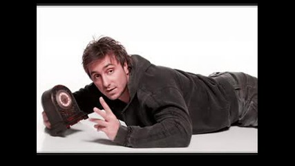 Константин - Стои а у Oficia.
