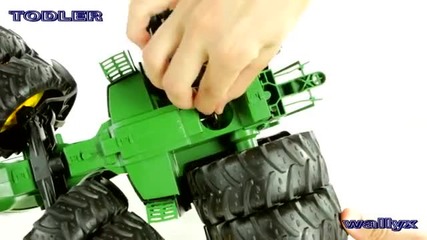Bruder 03052 Traktor John Deere z podw