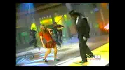 Fergie - Fergalicious (live At Tyra Show)