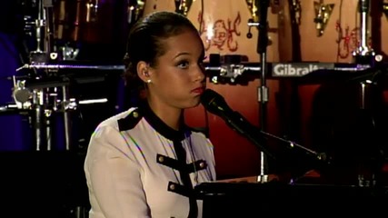 Alicia Keys Remembers Whitney Houston
