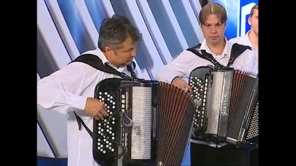 Asim Brkan - Sinoc dodje tudje momce - (live) - Sto da ne - (tvdmsat 2009)