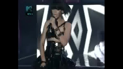 Rihanna & Jay-Z- Umbrella