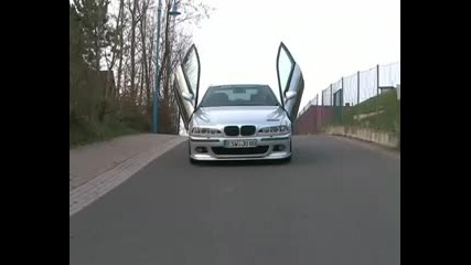 Супер мощно Bmw M5 със 1038 коня и Nitro 