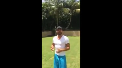 Ricky Martin Als Ice Bucket Challenge --