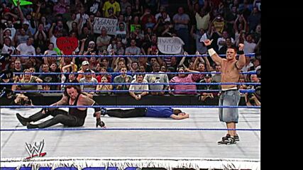 The Undertaker obliterates a referee: SmackDown, June 24, 2004
