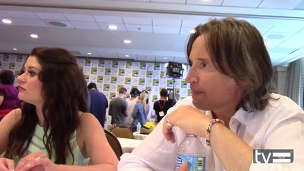 Emilie de Ravinв & Robert Carlyle Interview - Once Upon a Time Season 4