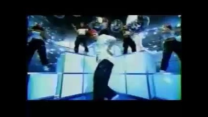 Brothers of Destruction theme ( Limp Bizkit Rollin) 