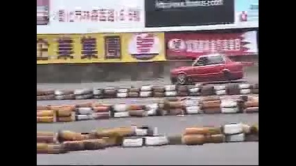 drifting Bmw E30
