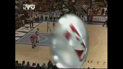 И този играе в Nba