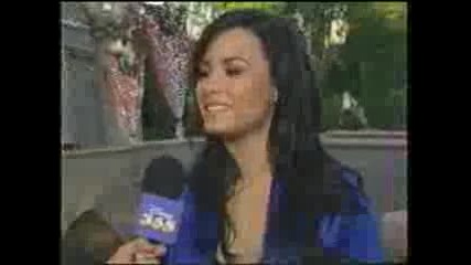 The New Disney 365 - Demi Lovato and the Jonas Brothers 