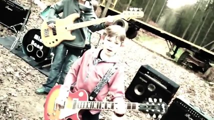 Find The Time Music Video- The Mini Band aged 8 to 10, praised by Metallica and Dream Theater