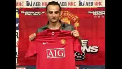 Berbatov Posing With His New Man Utd Shirt.flv