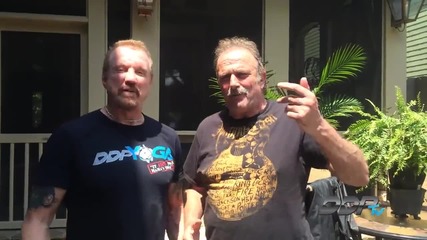 Ddp & Jake " The Snake " Roberts се заливат с ледена вода ( Ice Bucket Challenge )