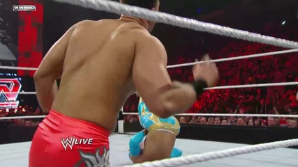 wwe - Sin Cara vs Primo