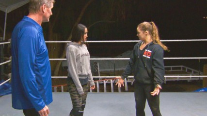 Nikki Bella trains with Ronda Rousey: Total Bellas, Feb. 10, 2019