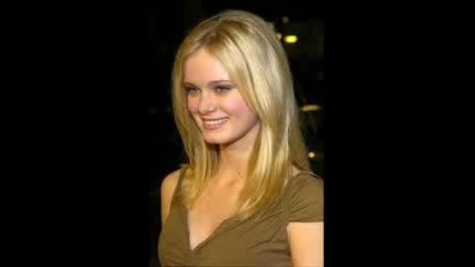 Sara Paxton - Снимки