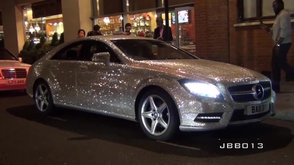 Луксозен Мерцедес на изложение на коли в Лондон