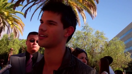 Taylor Lautner at the 2011 Teen Choice Awards