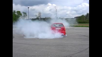 Golf 2 Burnout !!! Задно Предаване !!!