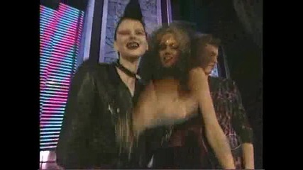 Elton John & Pussycat Dolls - Saturday Nights Alright For Fighting (live) 
