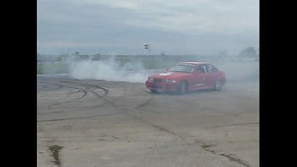 Bmw M3 donuts (9 Национален Бмв Събор)