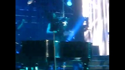 Fly With Me (live) - Jonas Brothers at Wembley Arena London 