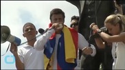 Brazil Senators Say Bus Attacked on Venezuela Visit to Prisoners