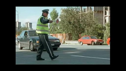 Най - Смешната Българска песен за Полицаите