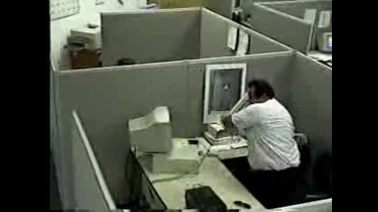 Какво се прари със старите компютри - смях